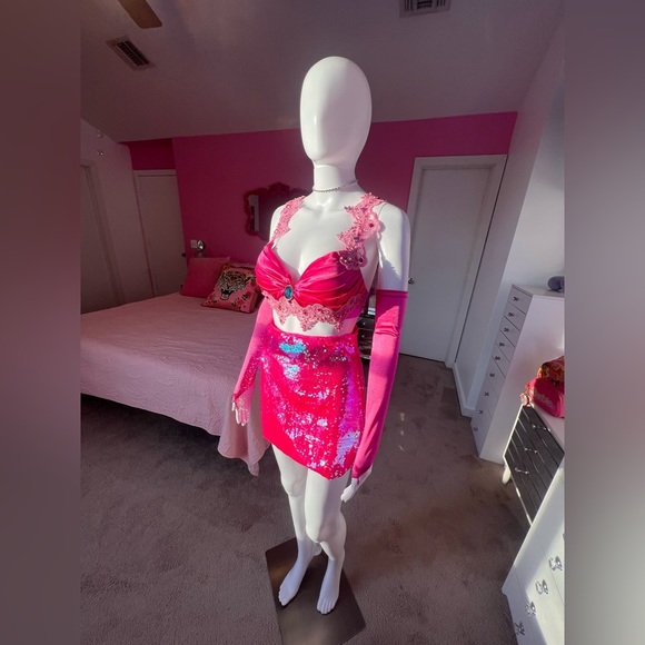 Princess Peach Costume Bra 🍑 34 C 👑 💖 - Picture 15 of 16